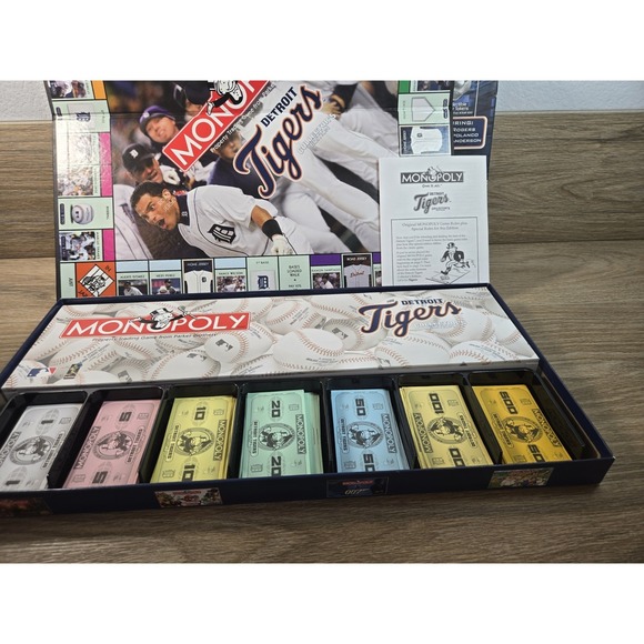 2006 Detroit Tigers Collector's Edition Monopoly Complete Rare. 100% Complete - Picture 9 of 13
